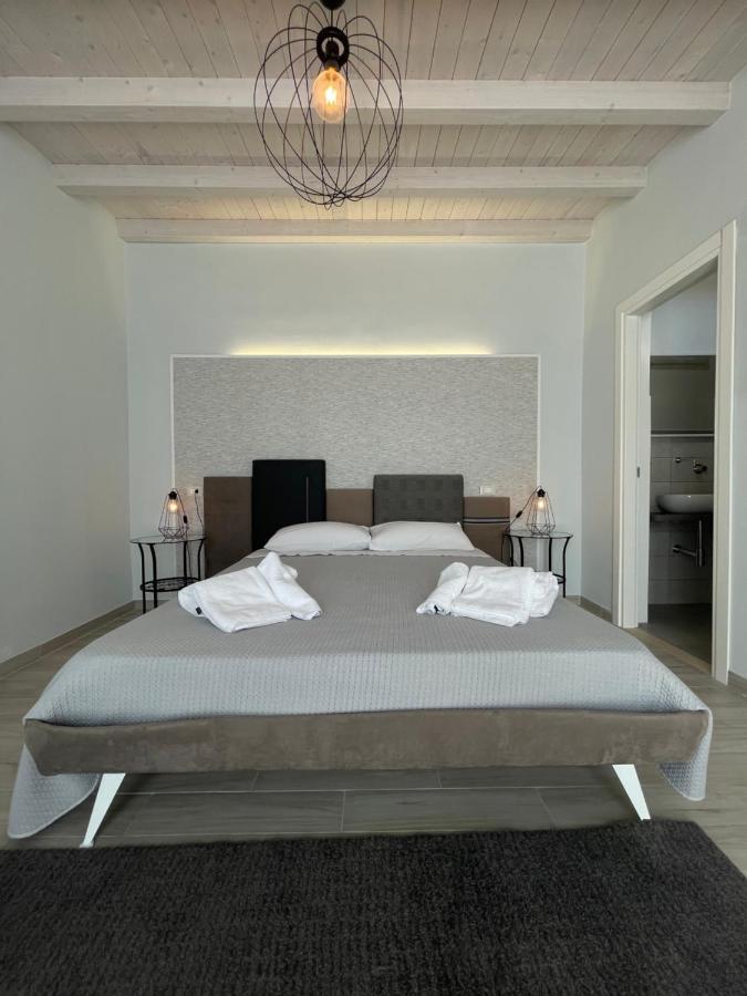 Minioto Rooms Noto Exterior photo